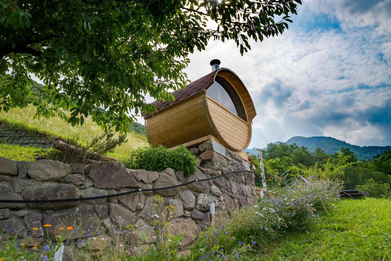 Agriturismo Alveare Sul Lago Pisogne Bagian luar foto