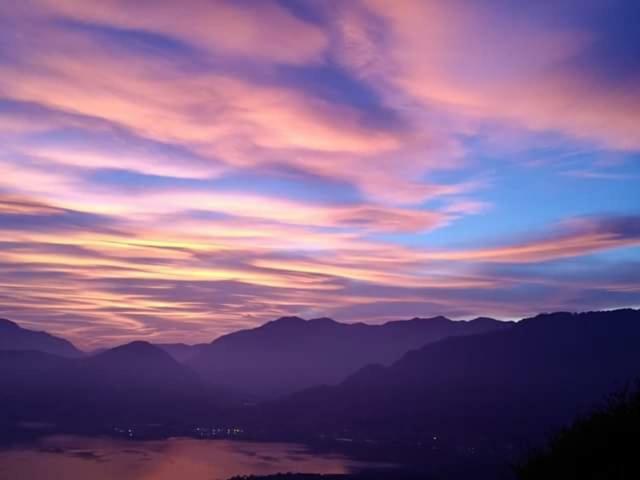 Agriturismo Alveare Sul Lago Pisogne Bagian luar foto